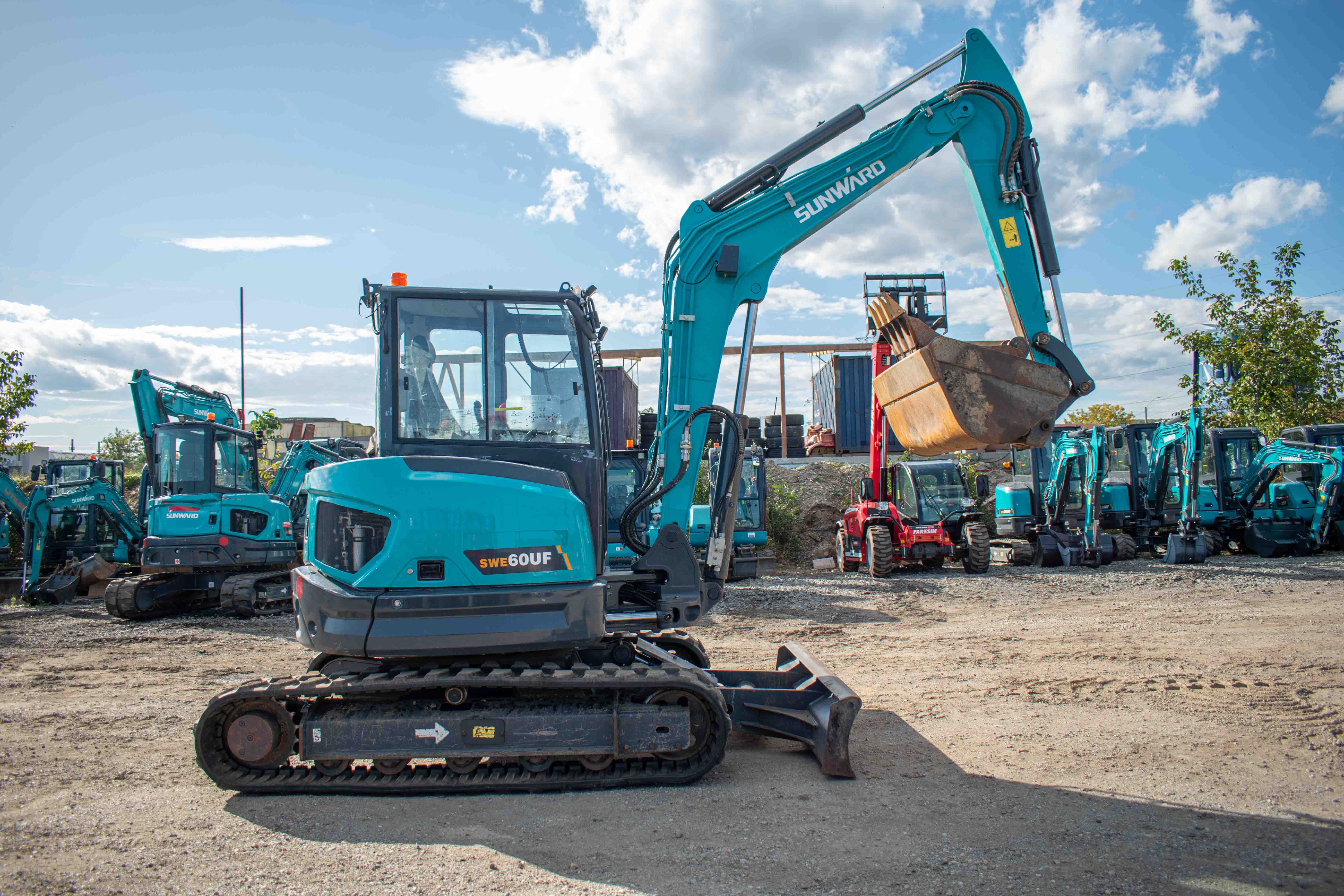 Midiexcavatoare SWE 60 Uf